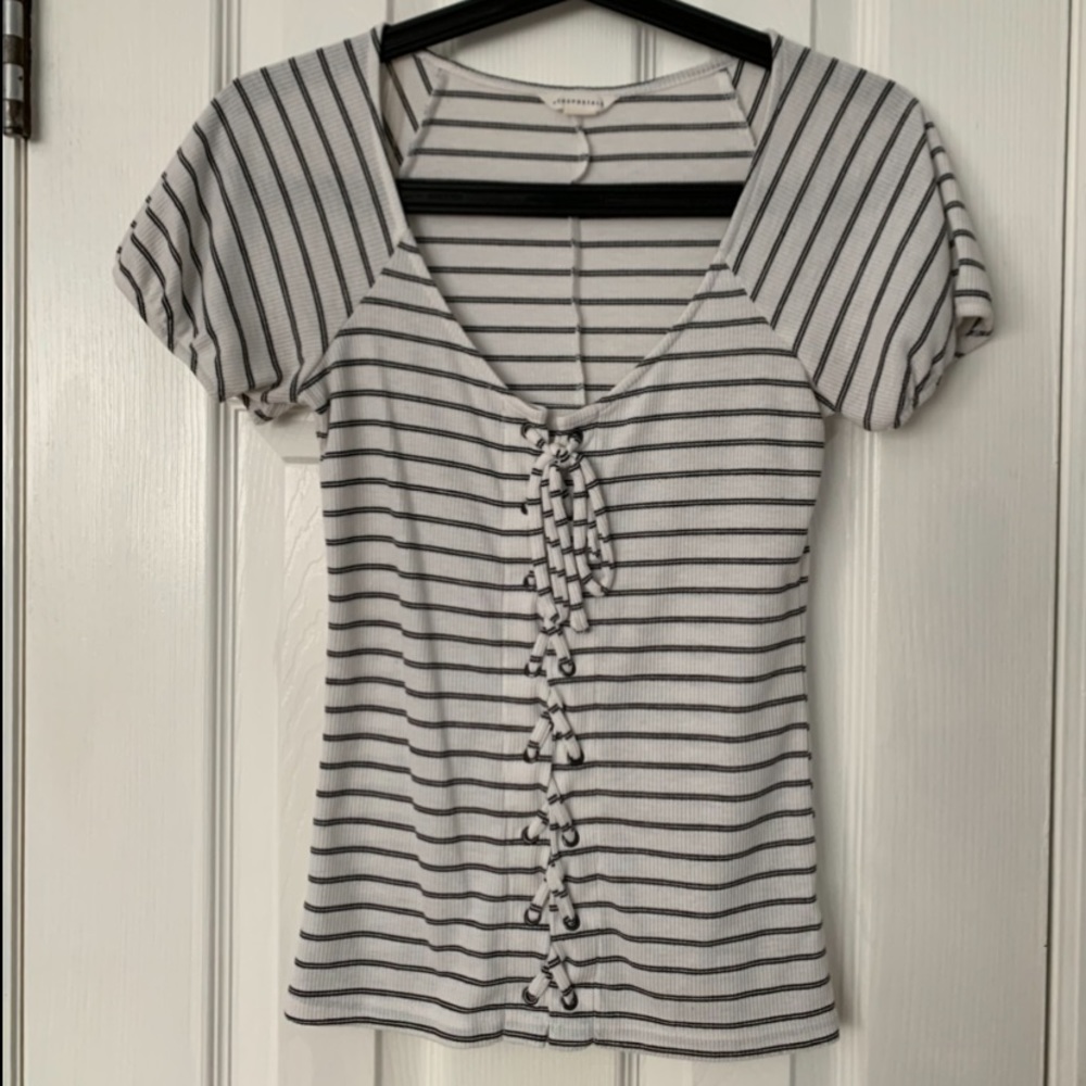 women’s bubble sleeve crop top